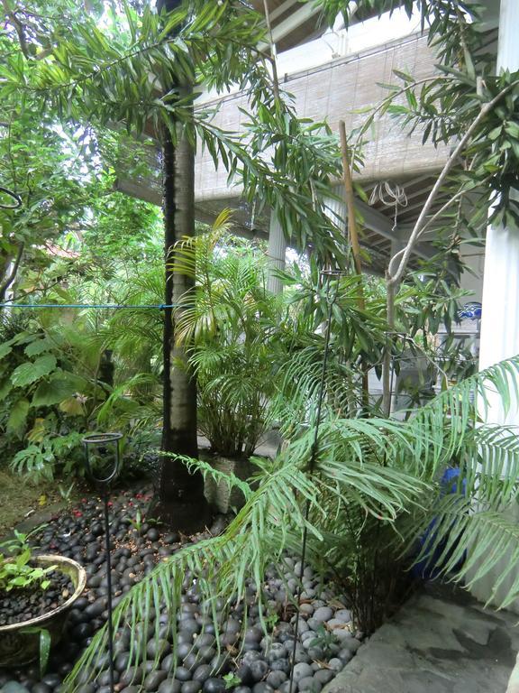 Shady Grove Healing Centre & W House Rules Please Read Before Accommodatie bij particulieren